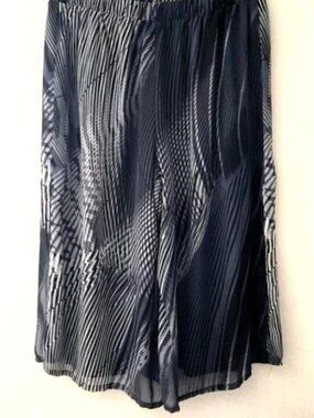 NEW DIRECTIONS PLISSÉ GEOMETRIC WIDE LEG GAUCHO PANTS SPLIT SKIRT PLUS 2X LIKE N